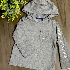 VINEYARD VINES 2T HOODIE